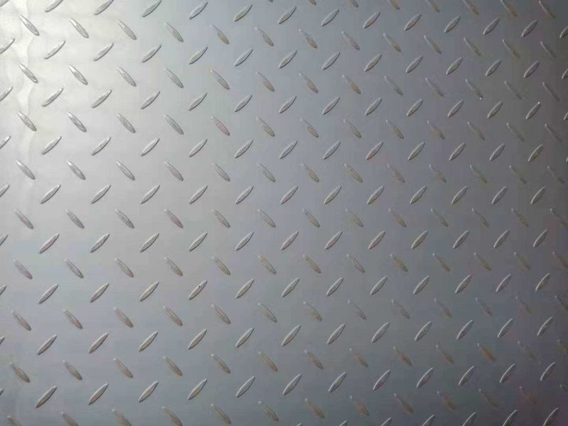 Hot Rolled Steel Sheets / Plates / Coils