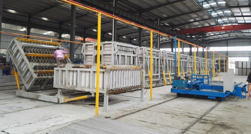 Lightweight Sandwich Fast Wall Panel Making Machine EPS Cement Sandwich Panel Machine
