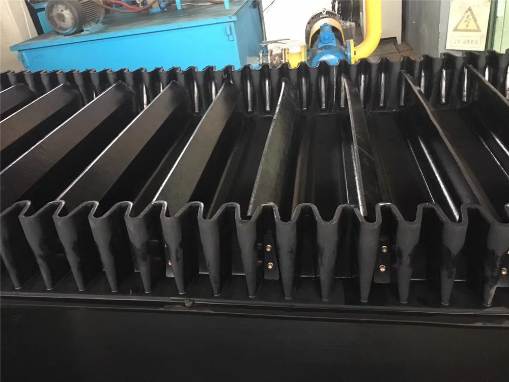 Corrugated Sidewall Conveyor Belt with Natural Rubber and Cleat