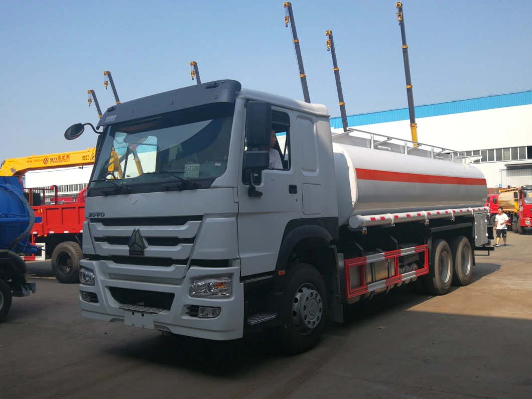 HOWO 20000L 10wheels Fuel Tank Truck Oil Transport Tank Truck Fuel Delivery Tanker Truck for Sale