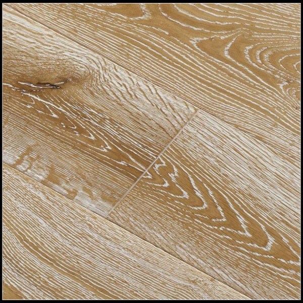 Quality Oak Herringbone Engineered Wood Floor