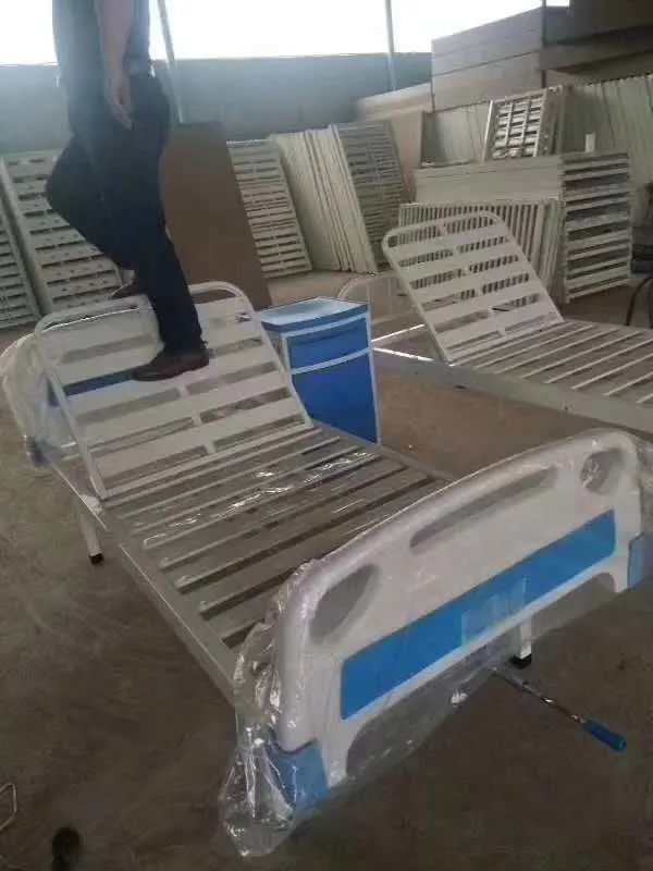 Manual Surgical Single Crank Hospital Bed Hospital Furniture