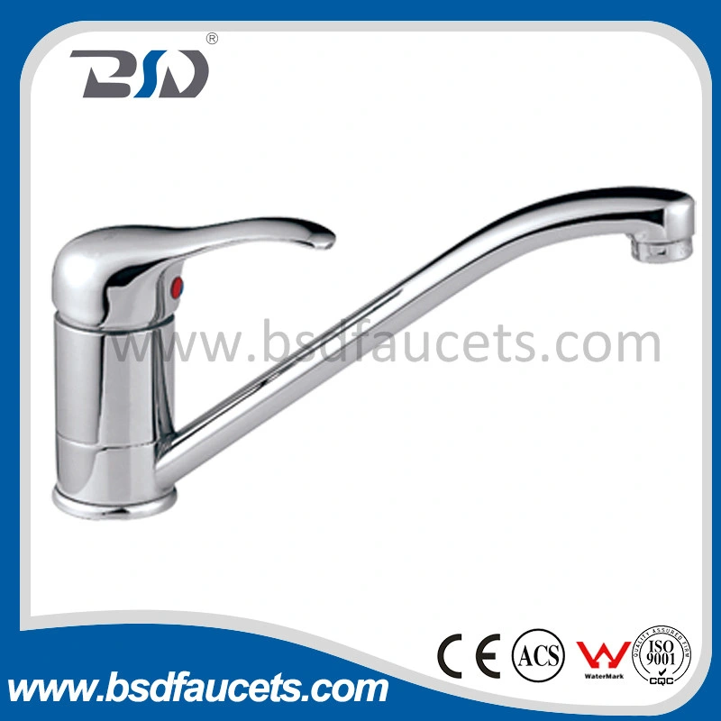 Single Handle Brass Single Hole Chromed Kitchen Sink Mixer Faucet