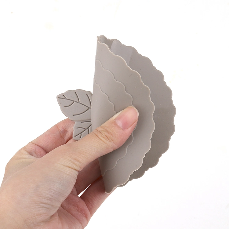 Eco-Friendly Safe Food Grade Universal Pink Brown Round Leaf Custom Leakproof Silicone Cup Lid Cover