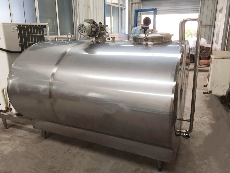 Milk Storage Cooling Chilling Mixing Tank with Refrigerator