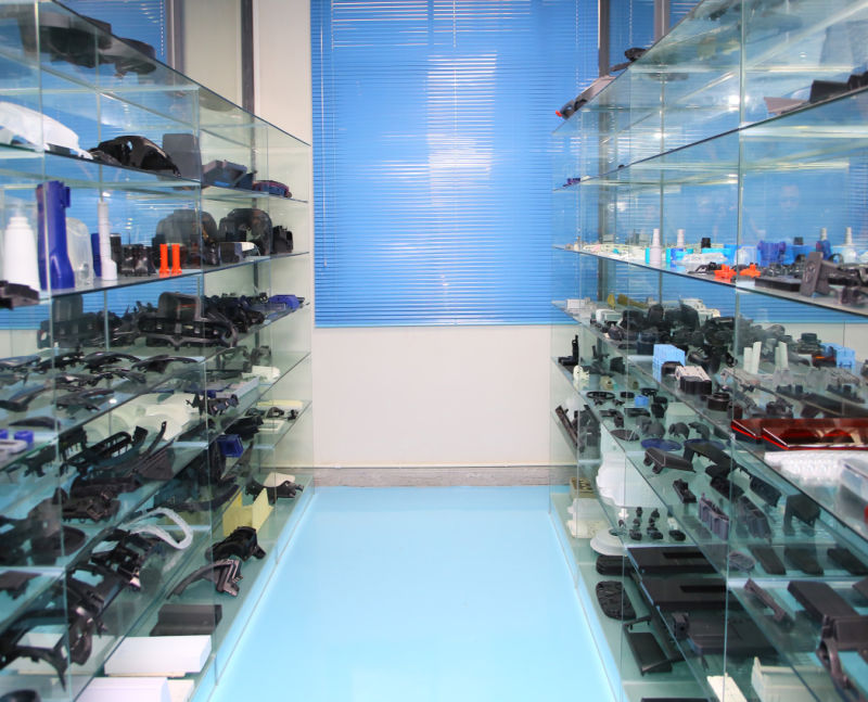 China Factory Good Price Plastic Injection Mould for Moulding Plastic