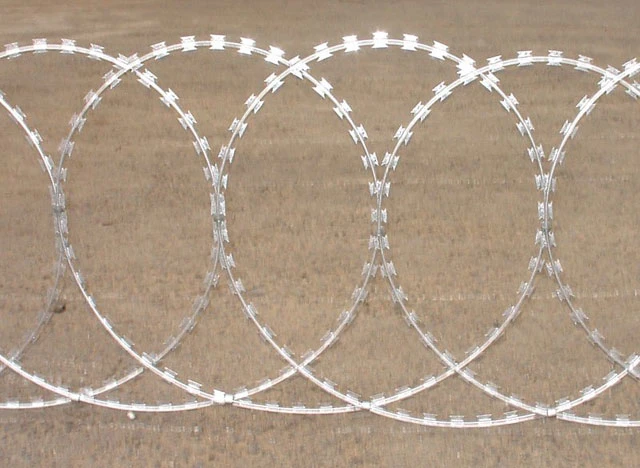 Perimeter Barrier Galvanised Bto-22 Barbed Razor Wire Concertina Wire