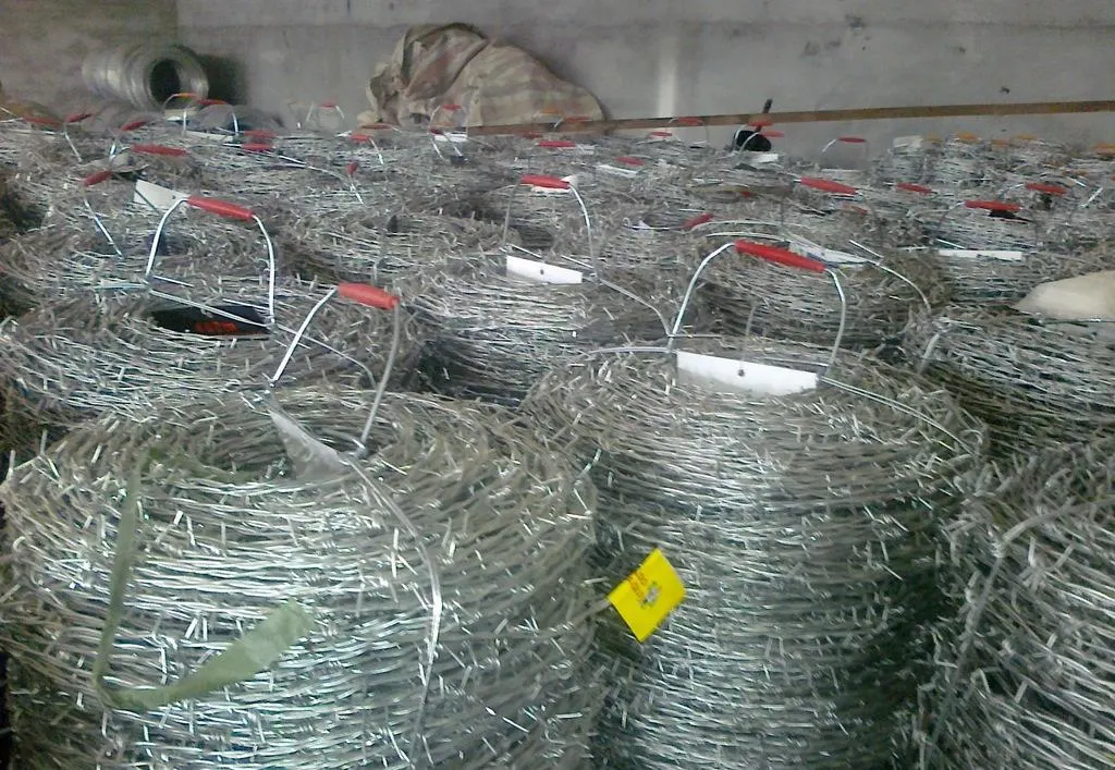 Galvanized /PVC Coated Barbed Wire Bwg 12/14/16 Barbed Wire Staples