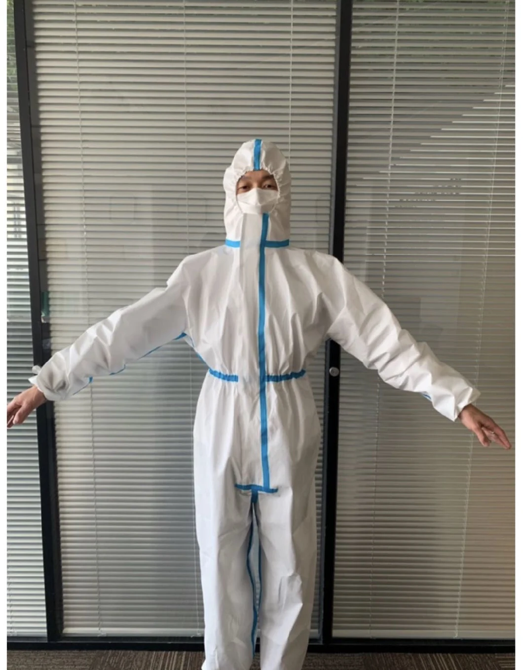 Disposable Protection Clothing Chemical Medical Surgical Safety SMS Microporous Coveralls