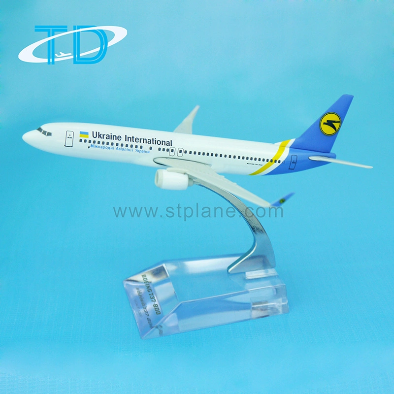 Flyuia B737-800 (12cm) 1/300 Diecast Aircraft Plane Model as Promotion Gifts