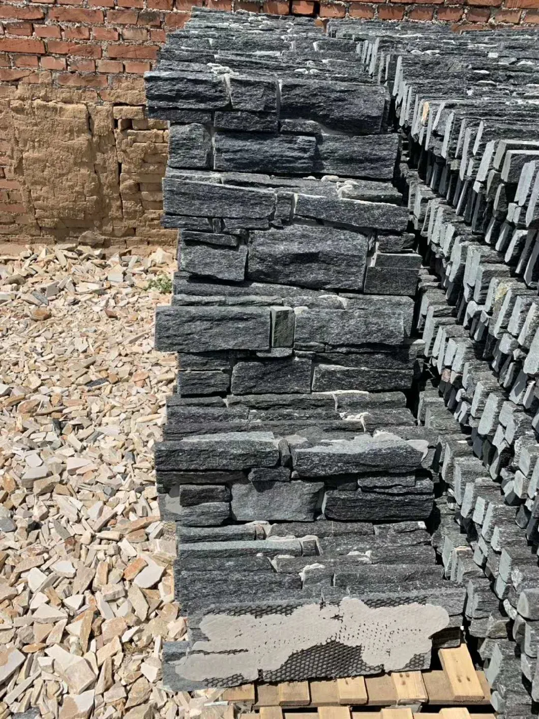 Black Ledgestone Panel Stacked Stone Veneer China Quartzite Wall Cladding