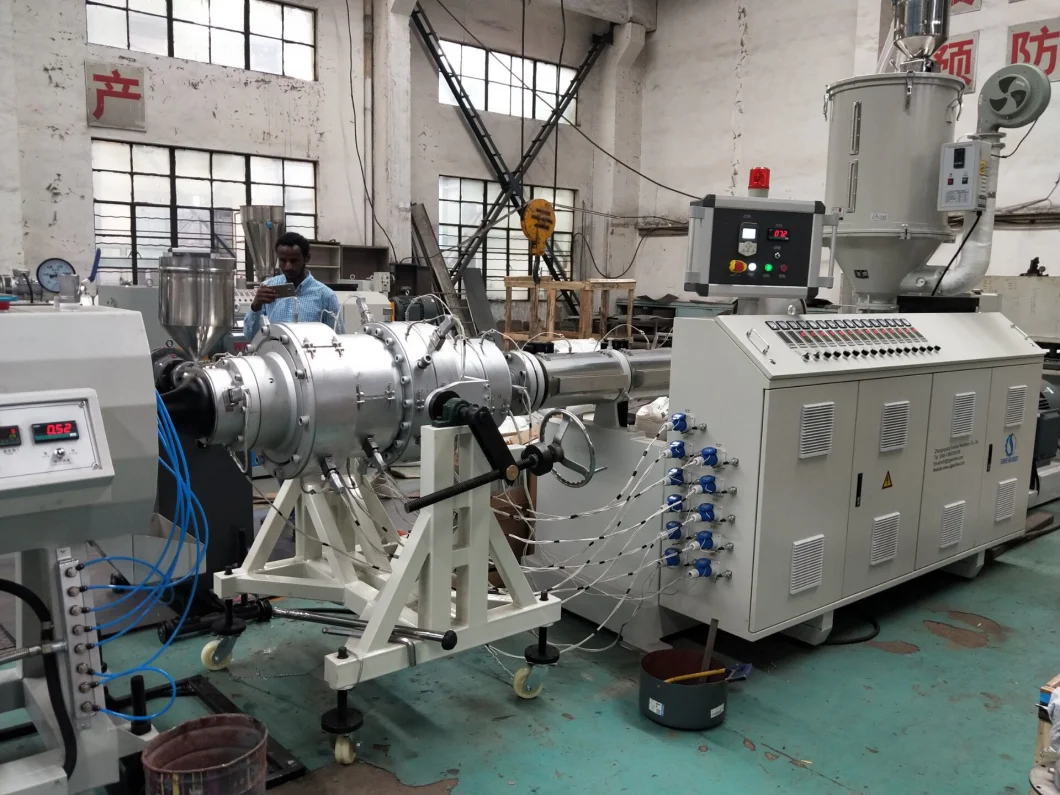 Plastic PVC HDPE PPR Pipe Extrusion Line Vacuum Calibration Tank Water Cooling Tank