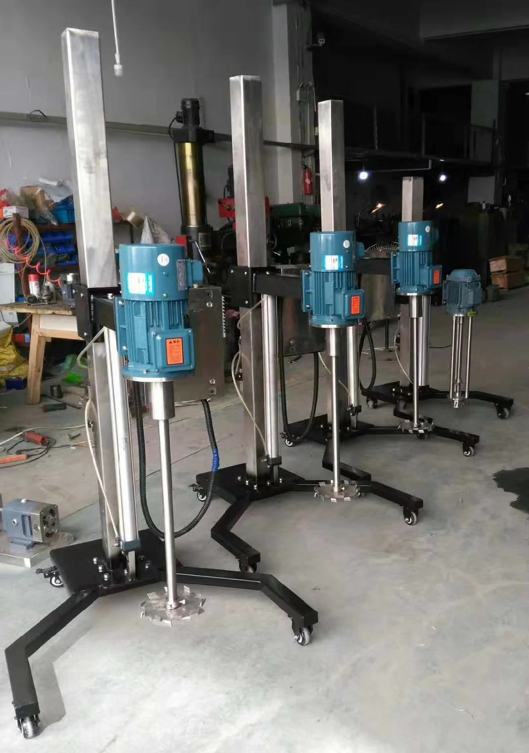 Variable Speed Dissolver Mobile Hydraulic Lifter Alcohol Gel Mixer