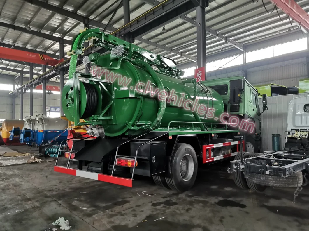 HOWO Vacuum vehicle Vacuum Tank Truck Sewer Cleaning and Suction Truck