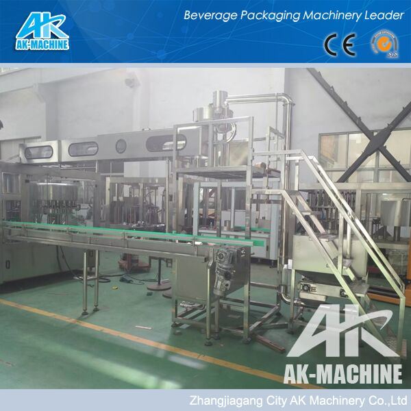 Automatic Carbonated Beverage Filling Bottling Machine for Pet Bottles