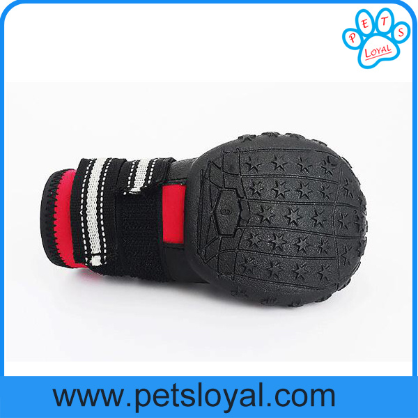 Factory Wholesale Medium and Large Luxury Pet Dog Shoes Supply