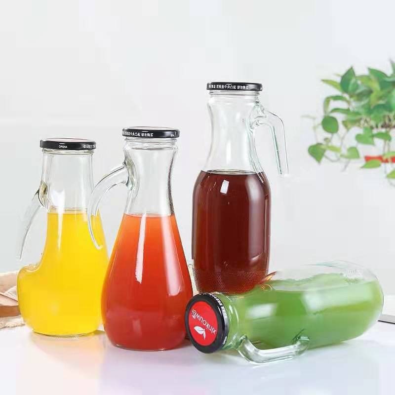 Hot Sell Large Size Glass Beverage Packaging Bottles with Handle and Screw Metal Cap