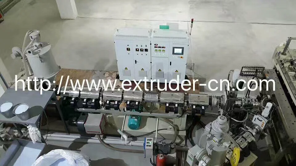 High Quality PC Multiwall Hollow Sheet / Lexan Sheet Extrusion Line