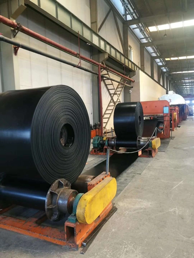 Powdered Conveying Used Ep200 Cleated Belt, Coal Mining Equipment Used High Intensity Herringbone Ribbed Belt