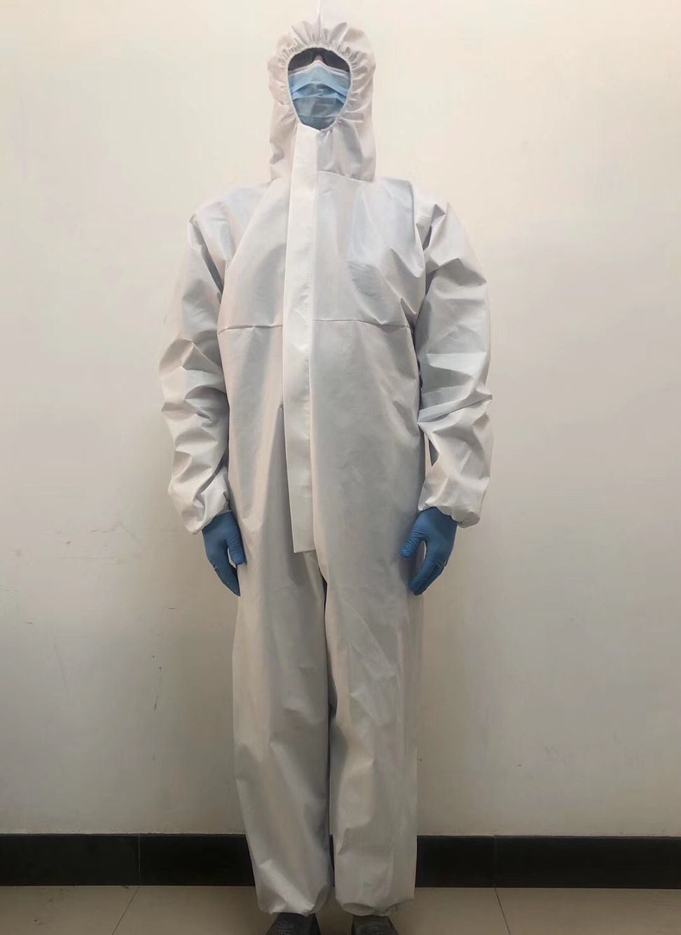 Manufactory Medical Protective Clothing Protection Suit, Isolation Suit, Protective Suit Intrag