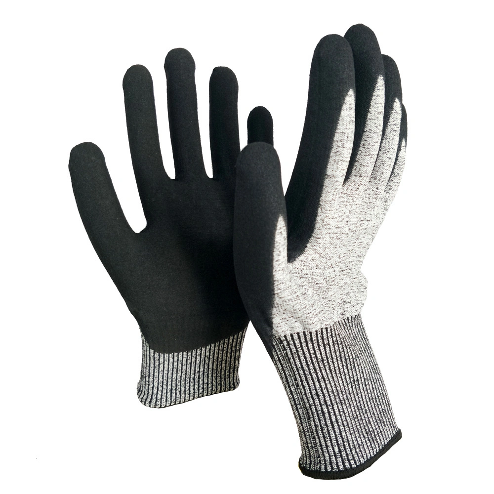 Latex Coated Anti-Cutting Gloves Are Waterproof, Wear Resistant, Puncture Resistant and High Temperature Resistant