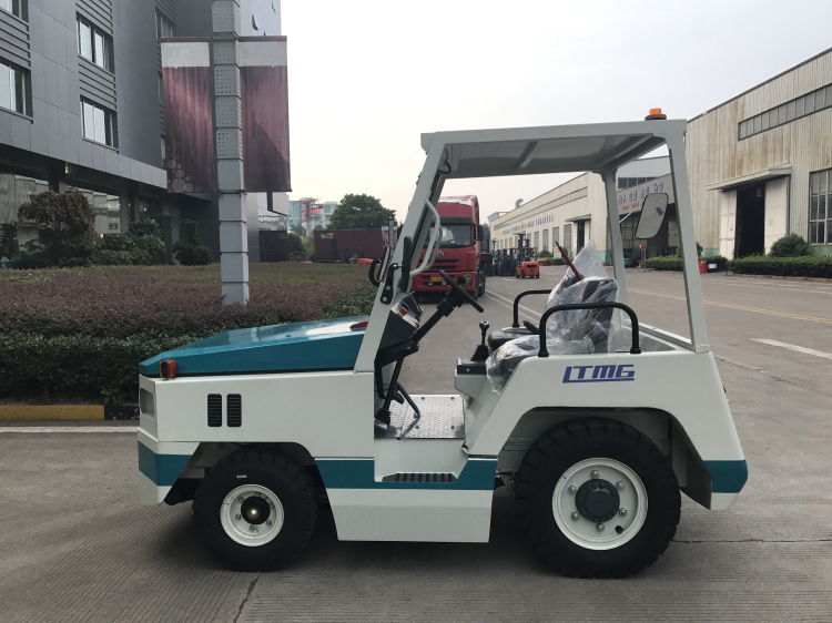 Ltmg Gse 2 Ton 20kn Luggage Towing Tractor Truck in Airport