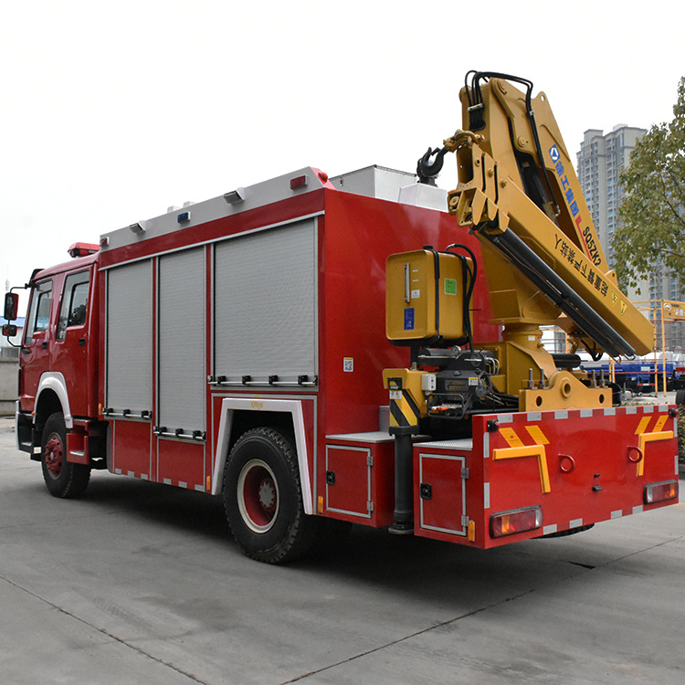 Hight Quality 4X2 Sinotruk How Fire and Rescue Vehicles