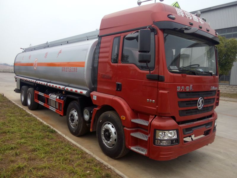 China Dongfeng 4*2 Fuel Tanker Truck Capacity 5000 Liters for Sale