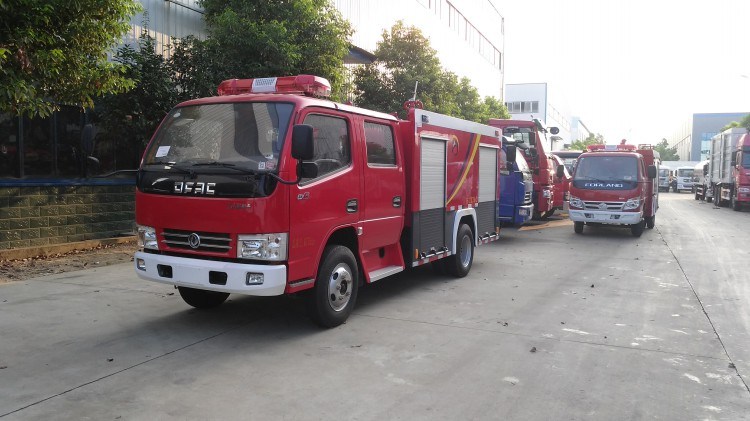 Dongfeng Brand New 3000 Liters 6 Wheeler Fire Fighting Truck for Sale