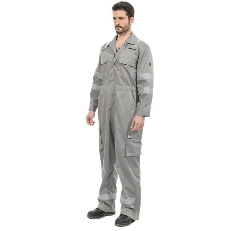 Fr Reflective Tape Oil Resistant Fire Retardant Coverall for Firemen