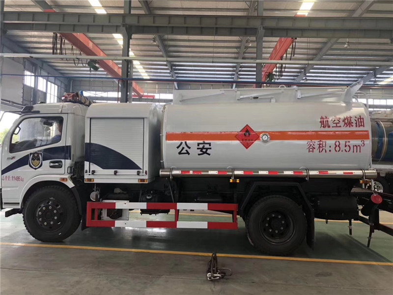 Manufacturer Dongfeng 8000 Liters Aircraft Refueling Truck