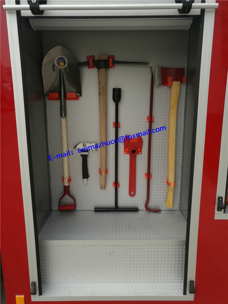 Dongfeng 4X4 Fire Truck Manufacturers Small Fire Engine 3000liters