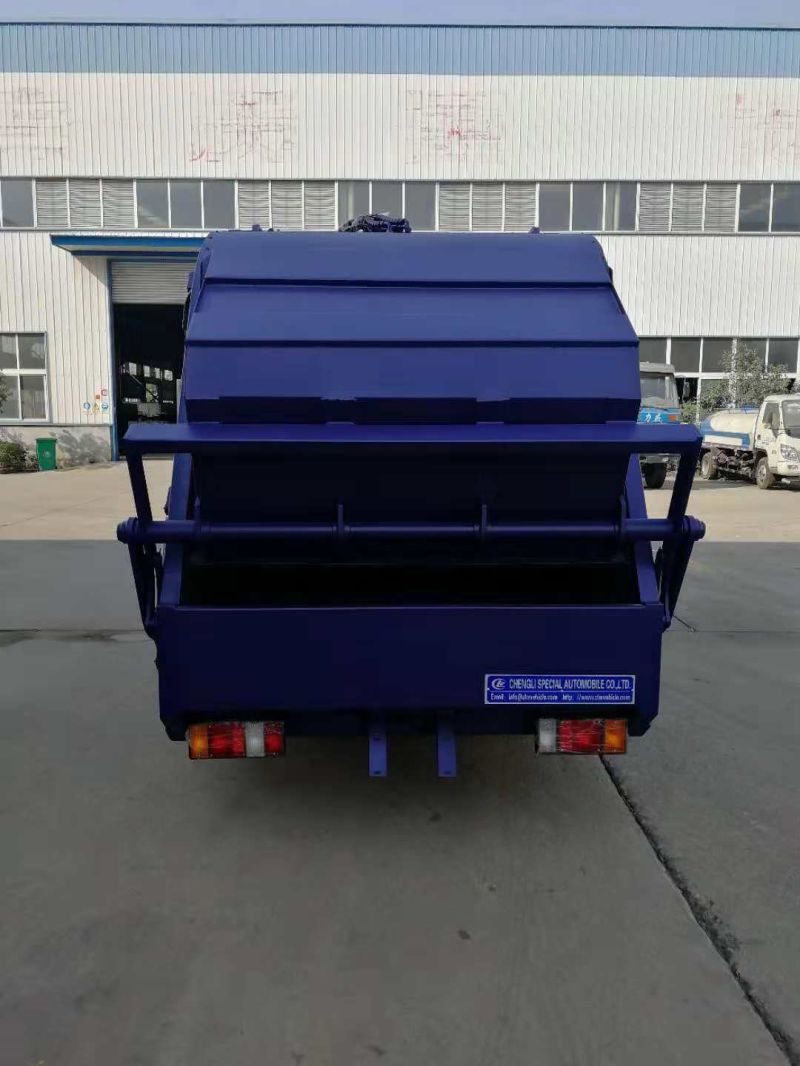 Isuzu 5000 Liters Compactor Truck /Garbage Truck for Waste Treatment