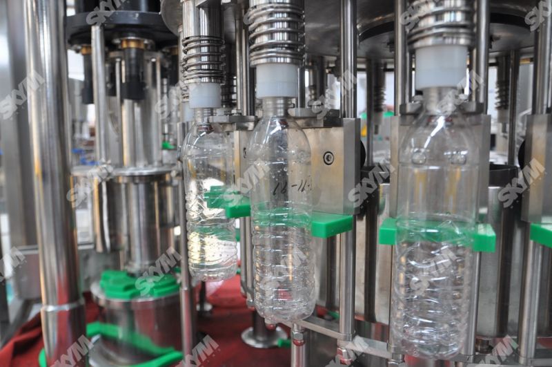 Liquid Filling Machine in Filling Machine