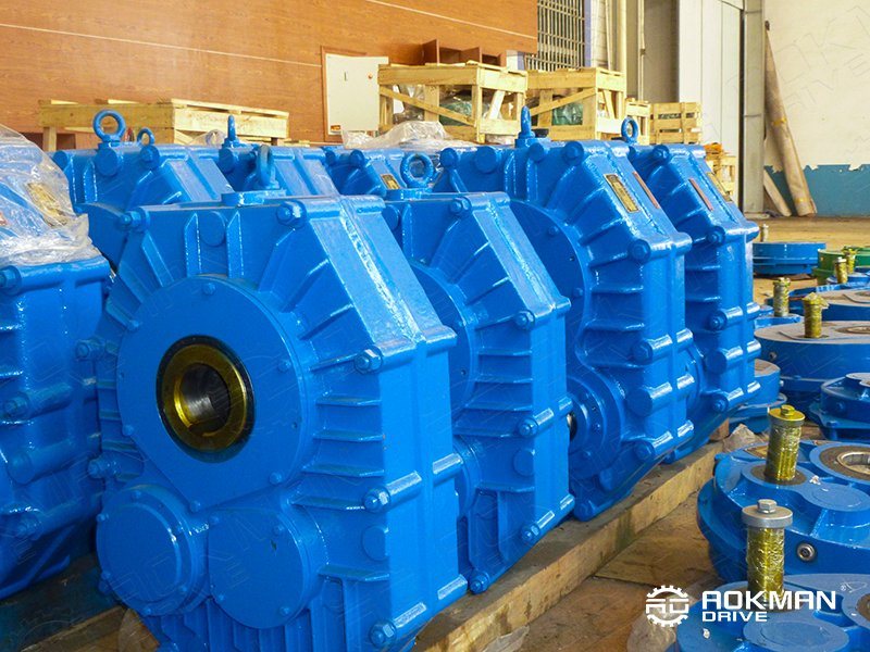 China Hot Sales Brand Aokman Shaft Mounted Gearbox Speed Reducer for Mining Industry