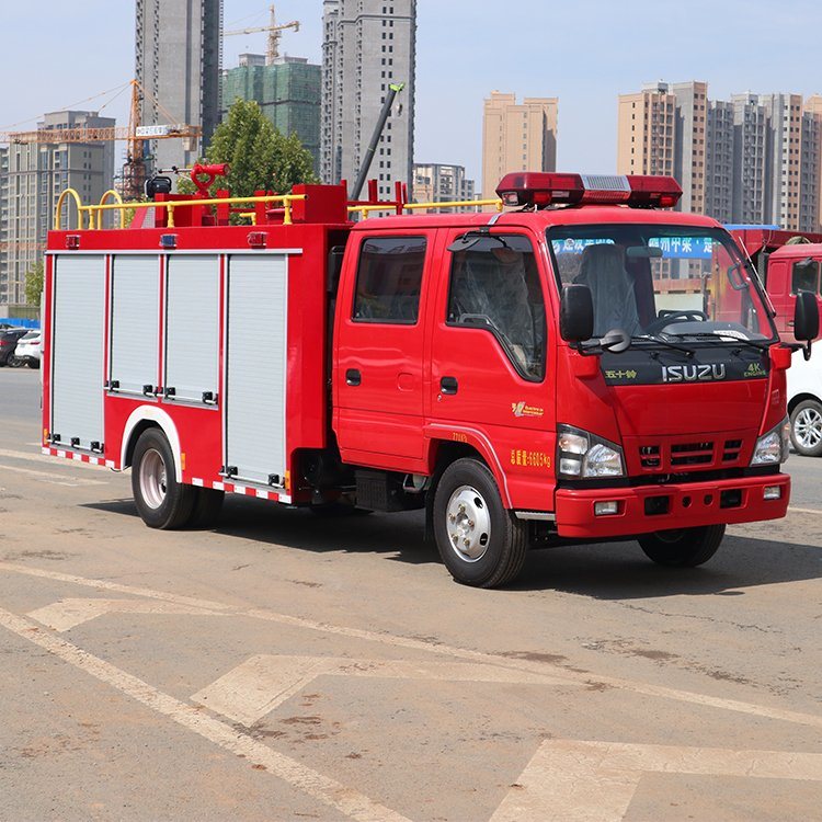 2020 New Military Fire Truck 4000L Water Fire Truck