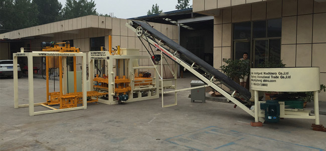 Qt4-18 Hydraulic Automatic Concrete Hollow Block Making Machine in Brazil, Peru, Argentina