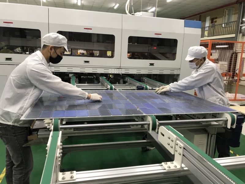 Folding Solar Panels 100W120W 160W with Type-C Portable Solar Panel Charger for Camping