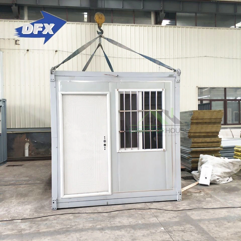 Prefabricated Shipping Movable House 20FT Prefab Portable Wooden Flat Pack Foldable House