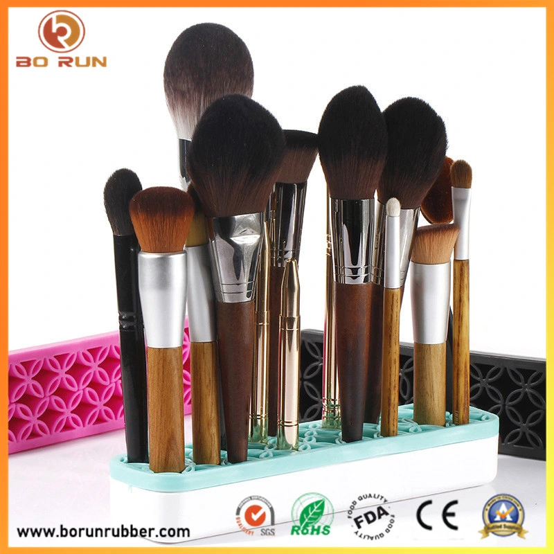 Silicone Makeup Brush Cleaner Egg Makeup Brush Cleaning Tool Heart Shape Makeup Brush Cleaner