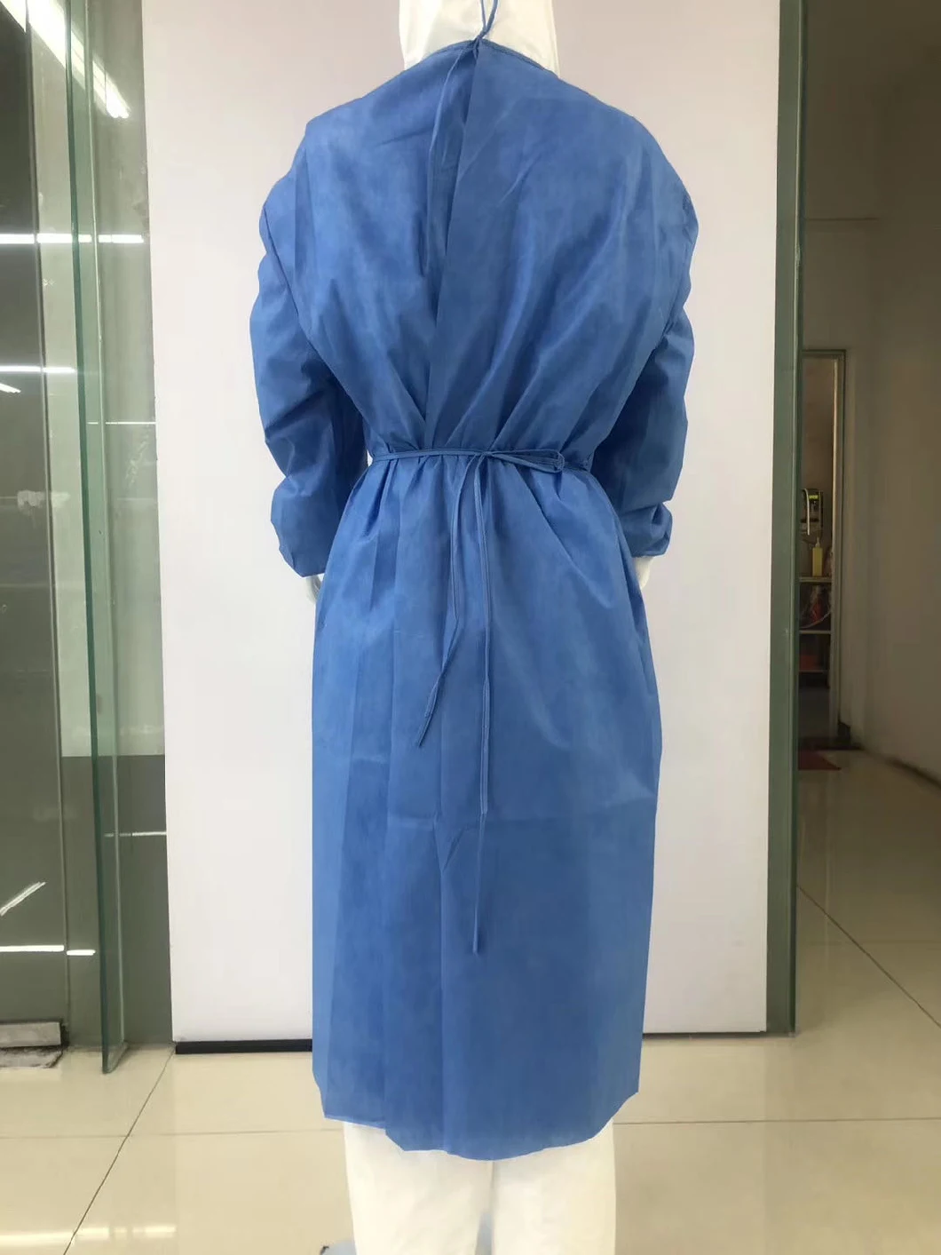 Waterproof Surgical Gowns Approved SMS Surgical Gown Disposable Sterile Isolation Gowns