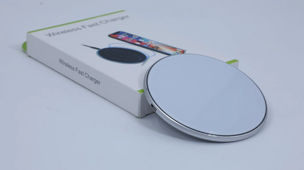 Hot Sales Mobile Cell Phone Qi Wireless Charger with USB Fast Charging Station