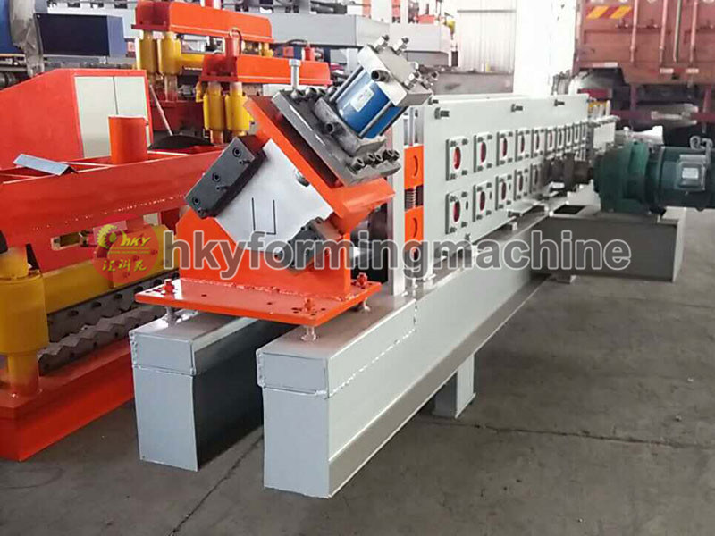 Automatic Metal Steel Track CZ Shaped Steel Roll Forming Machine