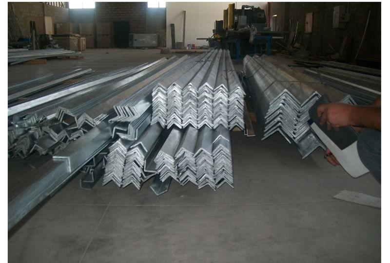 Q235 Q345 Ms A36 Black Carbon Galvanized Angle Steel Bar