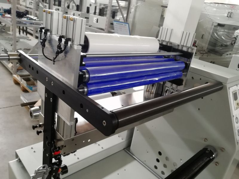 Automatic Roll to Roll Plastic Label Slitter