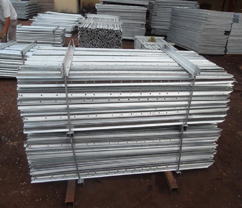 Australia Hot DIP Galvanized Y Fence Post/Star Picket/Steel Fence Post