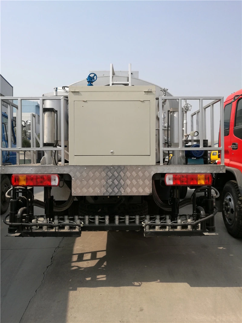 4X2 Asphalt Bitumen Truck Road Construction Paver Asphalt Tank Asphalt Bitumen Sprayer Truck for Sale