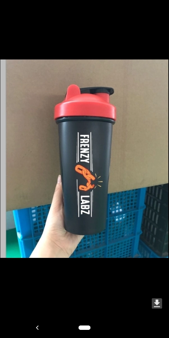 700ml Plastic Protein Shaker Bottle Water Bottle with 7 Days Pill Box 400ml 600ml Custom Logo