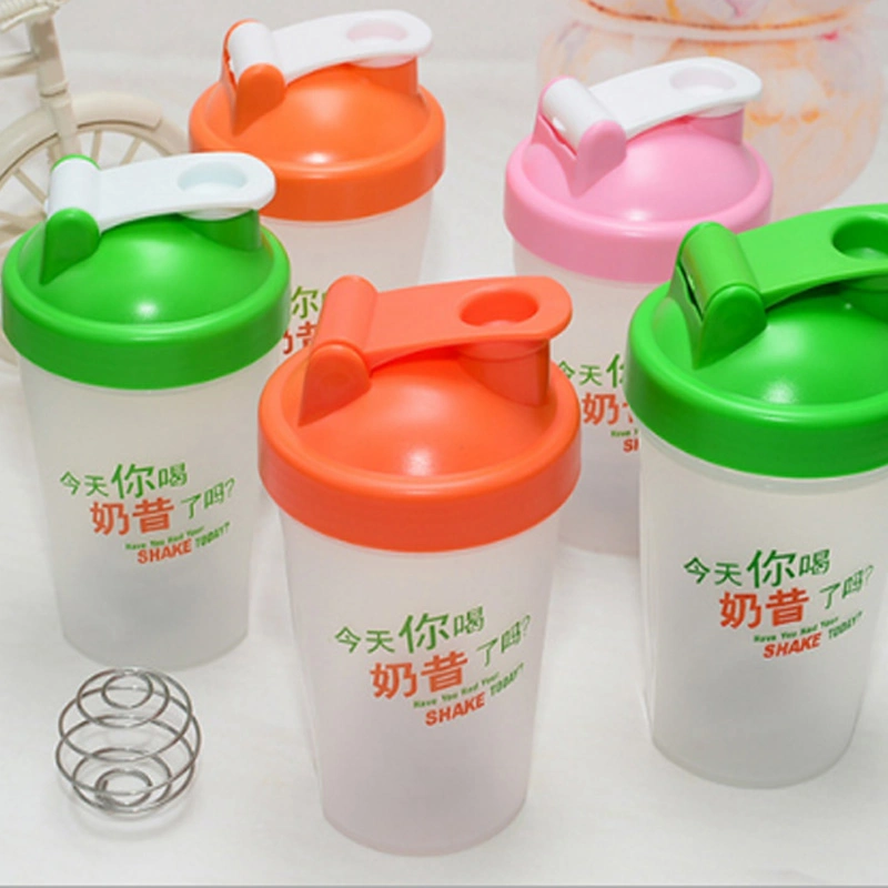 700ml Plastic Protein Shaker Bottle Water Bottle with 7 Days Pill Box 400ml 600ml Custom Logo