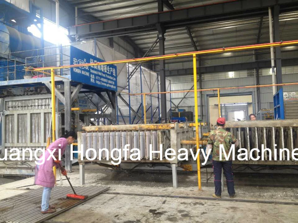 Sandwich Lightweight Panel Making Machine Concrete Hollow Core Wall Panel Machine